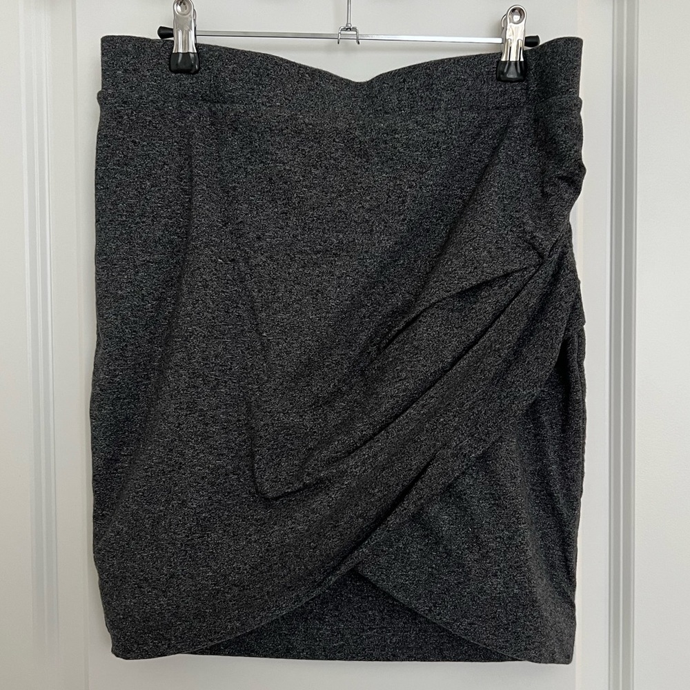 Express Mid Rise Grey Skirt with front Tulip Hem